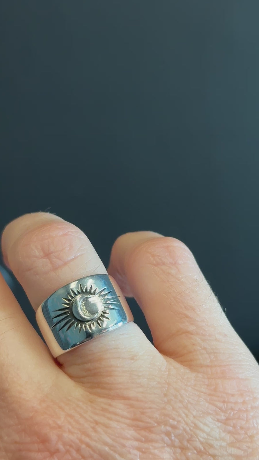 Silver Eclipse Cigar Band